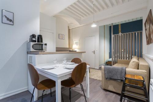 Old Lyon Apartment | Jusquà 6 personnes au coeur du Vieux Lyon