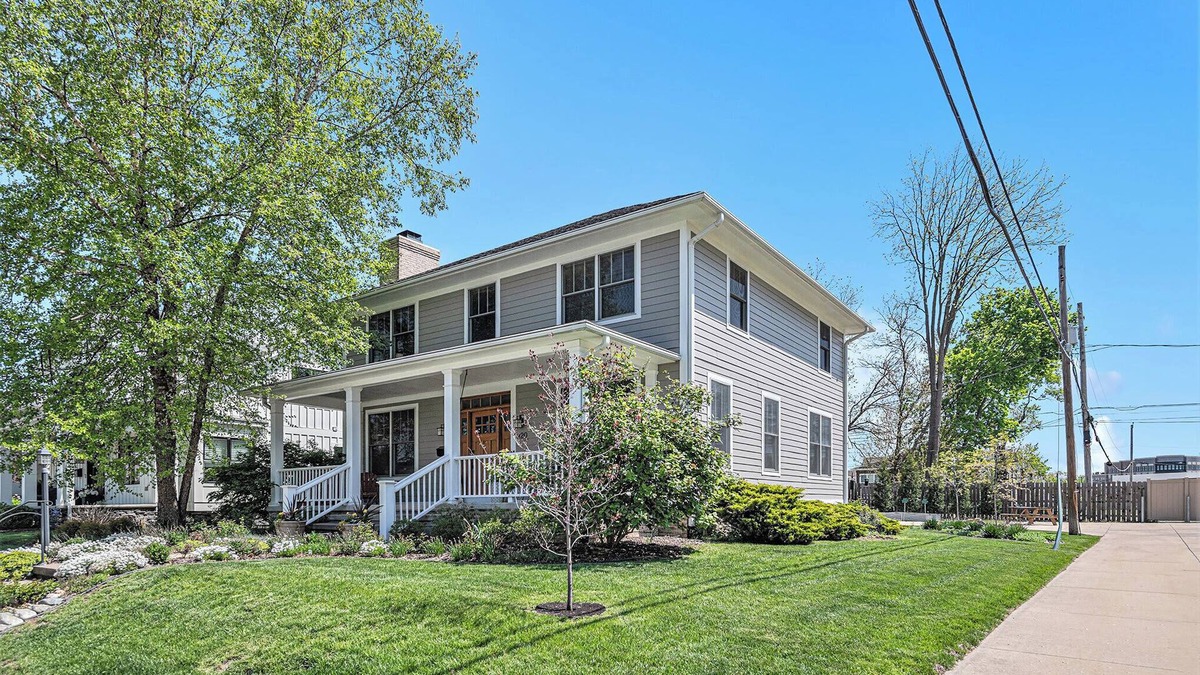 Northeast South Bend House | Just a few Blocks to Notre Dame!