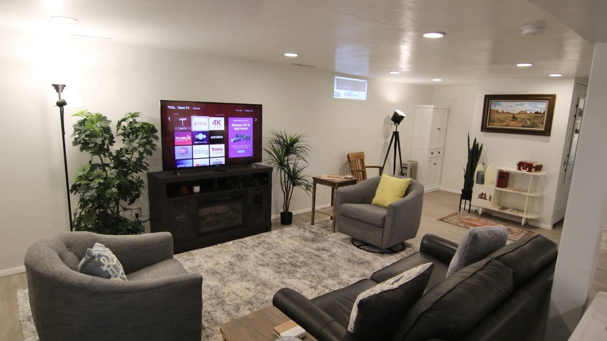Blanding Apartment | Just off Main Bungalow Basement Apt.