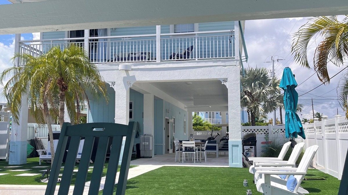 Cross Key Waterways House | Just open for Xmas’24 & New Year ‘25, 3-2 Waterfront Paradise Keys House.MM103