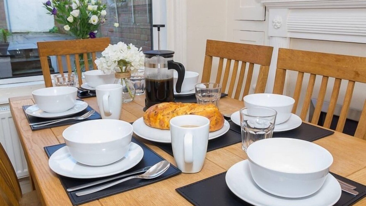 Exeter House | Jutes House Exeter