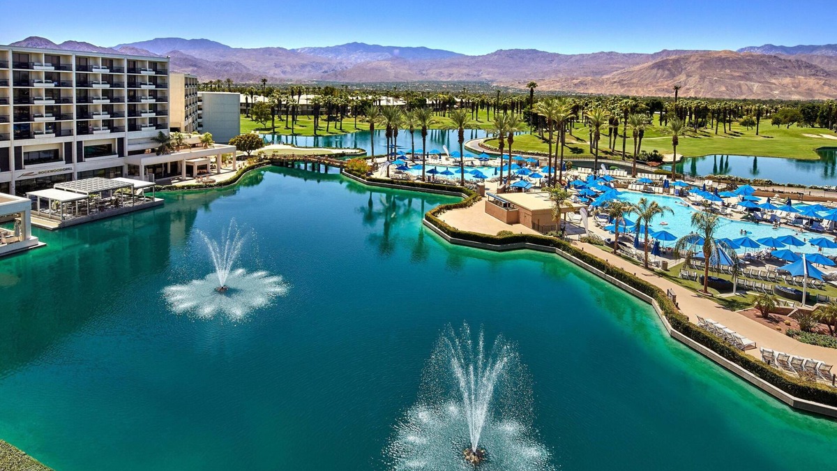 Palm Desert Resort | JW Marriott Desert Springs Resort & Spa