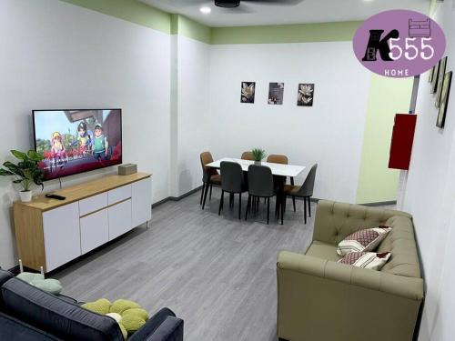Batu Buruk Apartment | K555 Home Stay