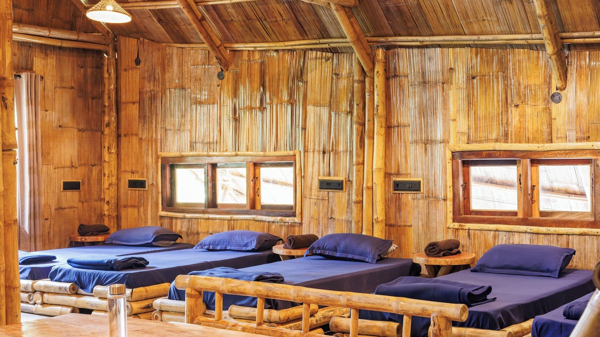 Kudrasthe Bed & Breakfast | KaatiKaadu