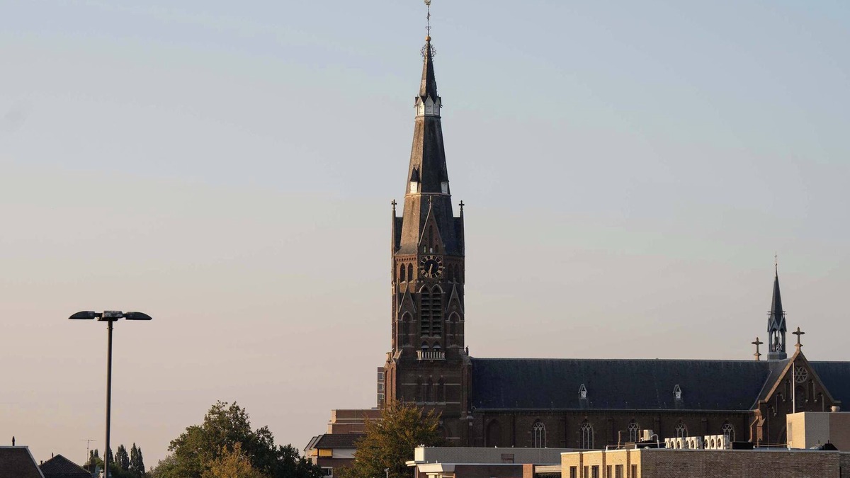 Municipality of Eindhoven Apartment | Kai Zen Apartment - Eindhoven City Center