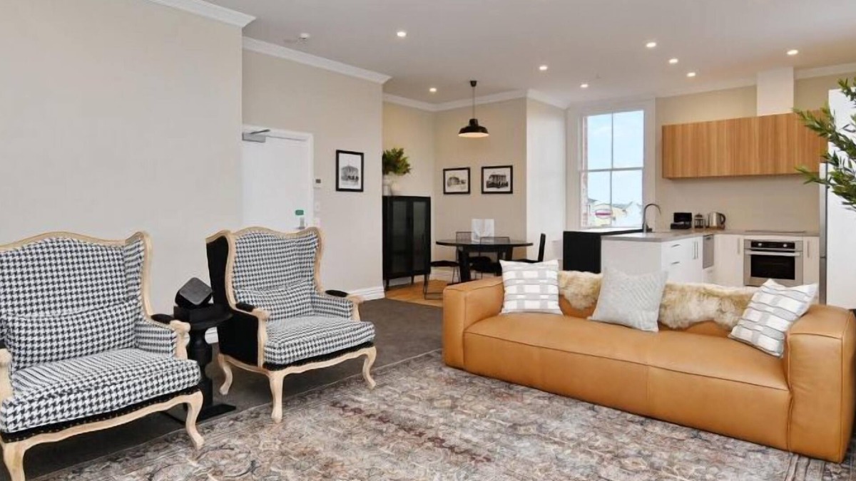 Kaiapoi Apartment | Kaiapoi Luxury Accommodation 2-Historic and Luxury Apartment in Kaiapoi