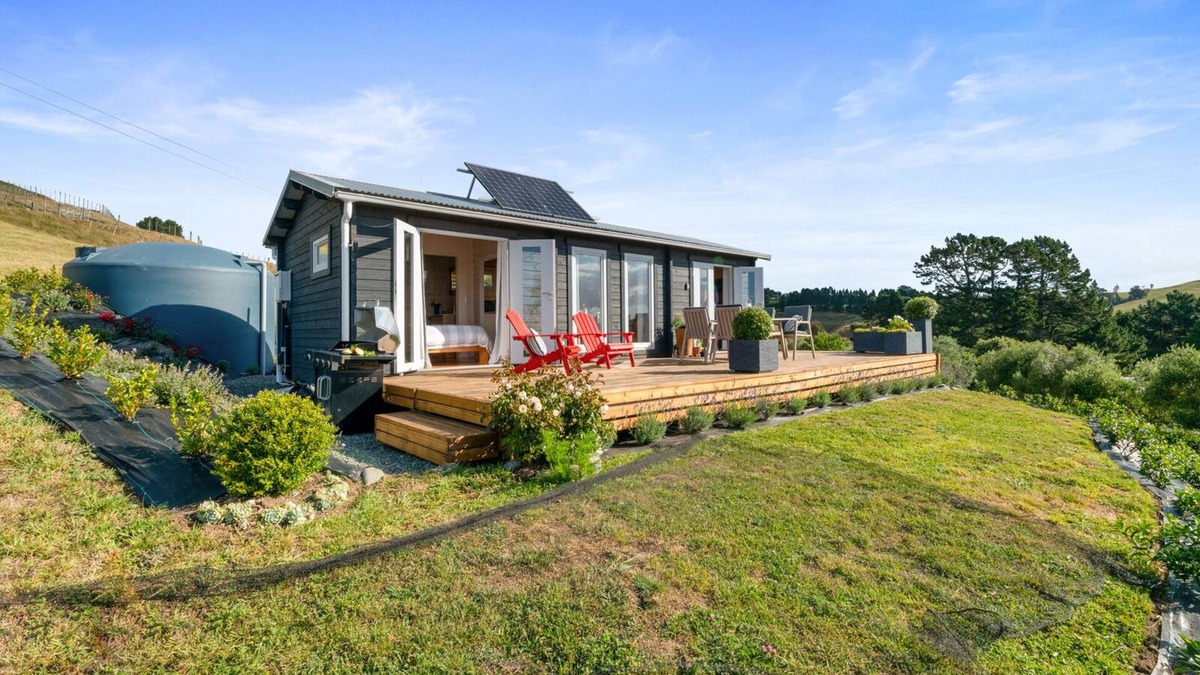 Waitao House | Kaiate - Papamoa Hills Holiday Cabin