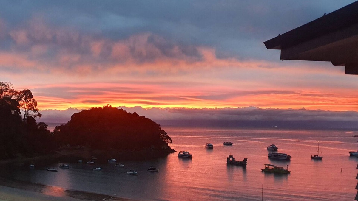 Ngaio Bay House | Kaiteriteri Retreat - Diva Suite with a View