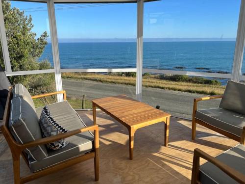 Kakanui House | Kakanui Oceanside Retreat