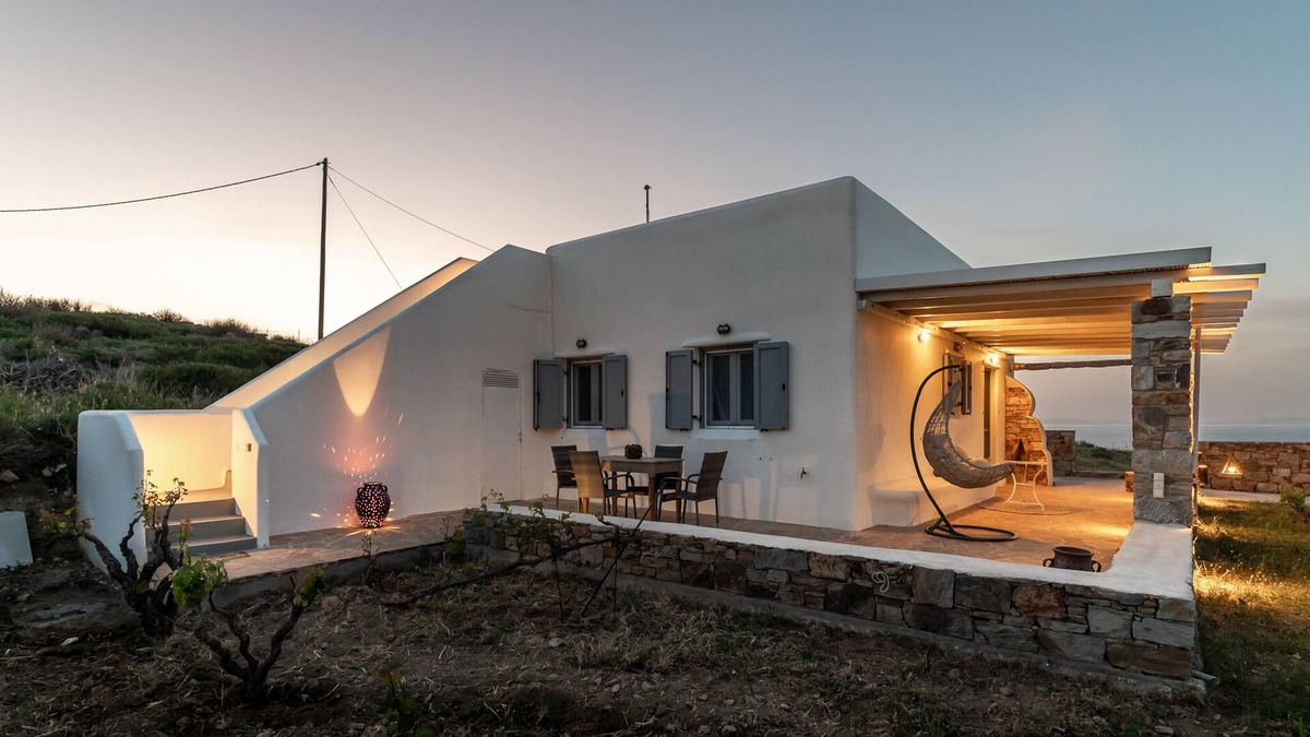 Engarai Villa | Kalliston, Romantic Villa with Amazing Sea View