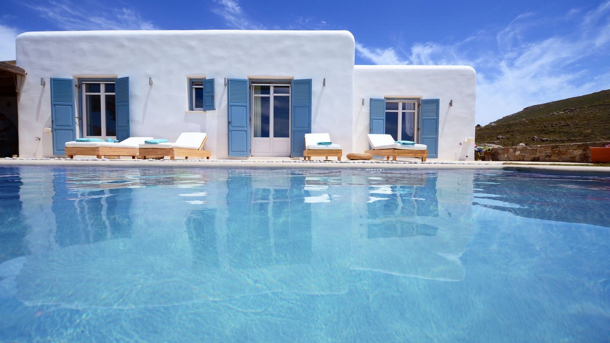 Serifos Villa | Kalo Ampeli Villa in Serifos, Cyclades with Pool & Airconditioning