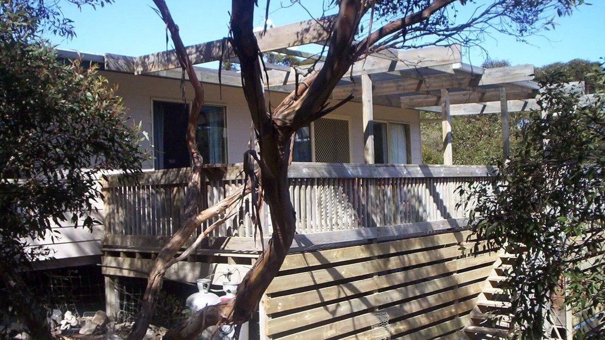Newland House | Kangastay on Vivonne Bay beside the Harriet River on Kangaroo Island.