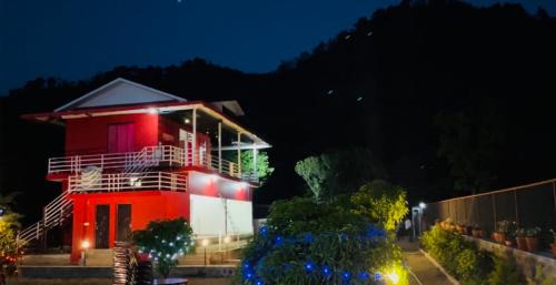 Lansdowne House | Kanva Farms