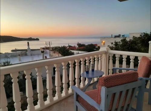 Yeniliman Villa | Karaburun'da Deniz Manzaralı Ferah Dubleks Villa