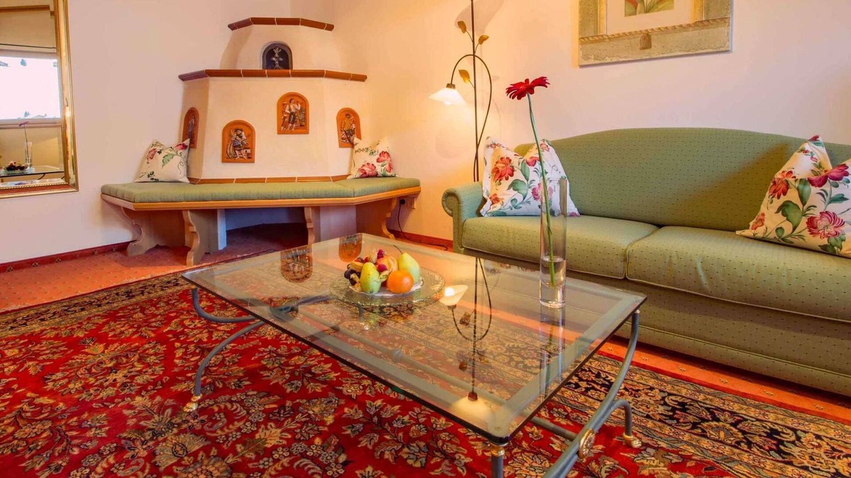 Lech am Arlberg Hotel | Karhorn Suite with Balcony - Hotel Kristberg