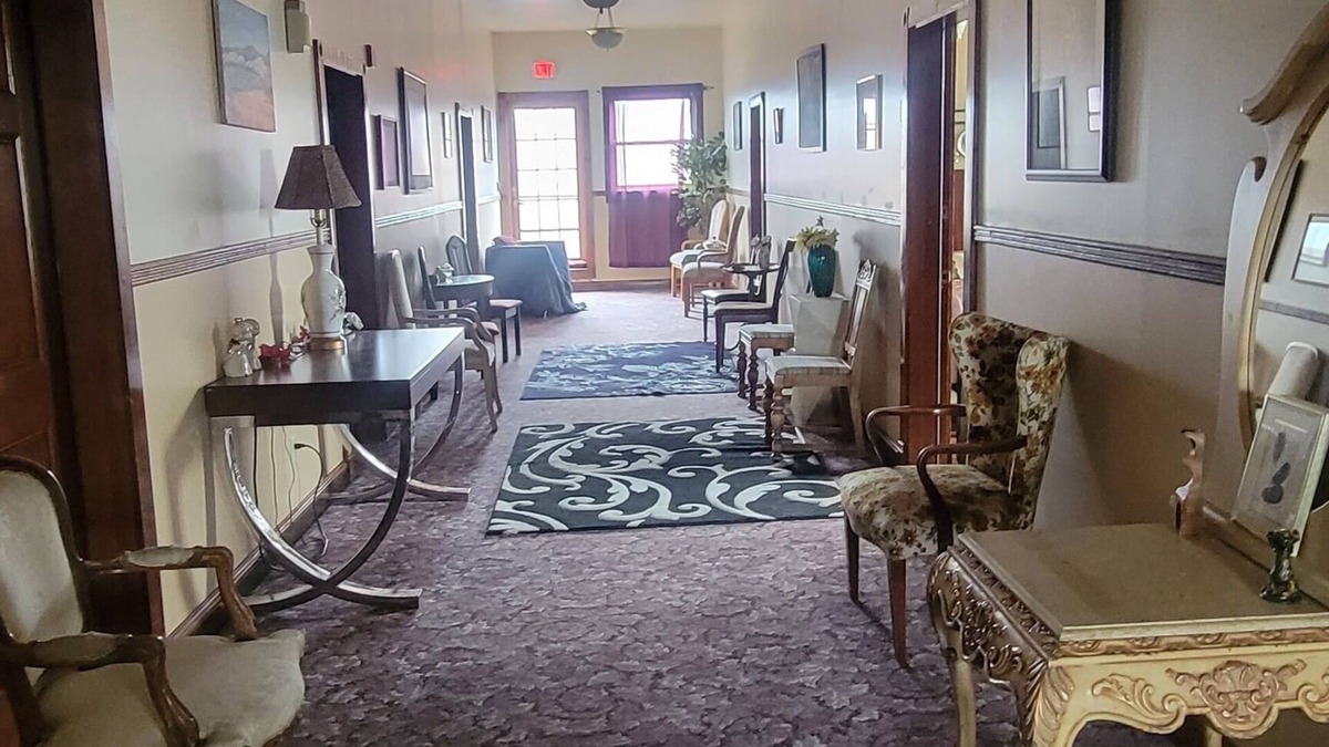 Kewaunee Hotel | Karsten Hotel
