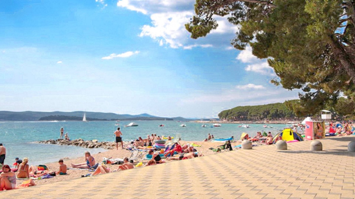 Tinj House | Katarina by Interhome