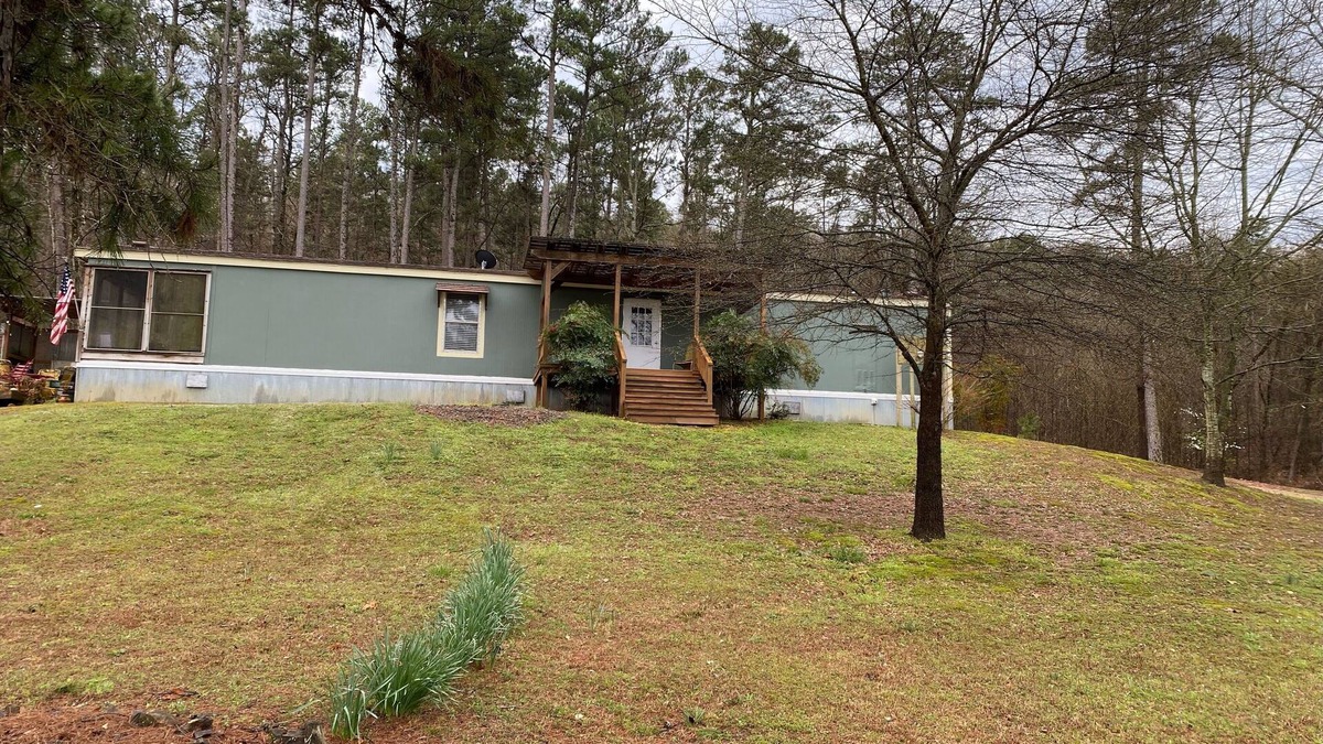 Scranton House | Kat’s Get-a-Way at 1601 Thompson Bay Loop on Lake Dardanelle In Scranton, AR