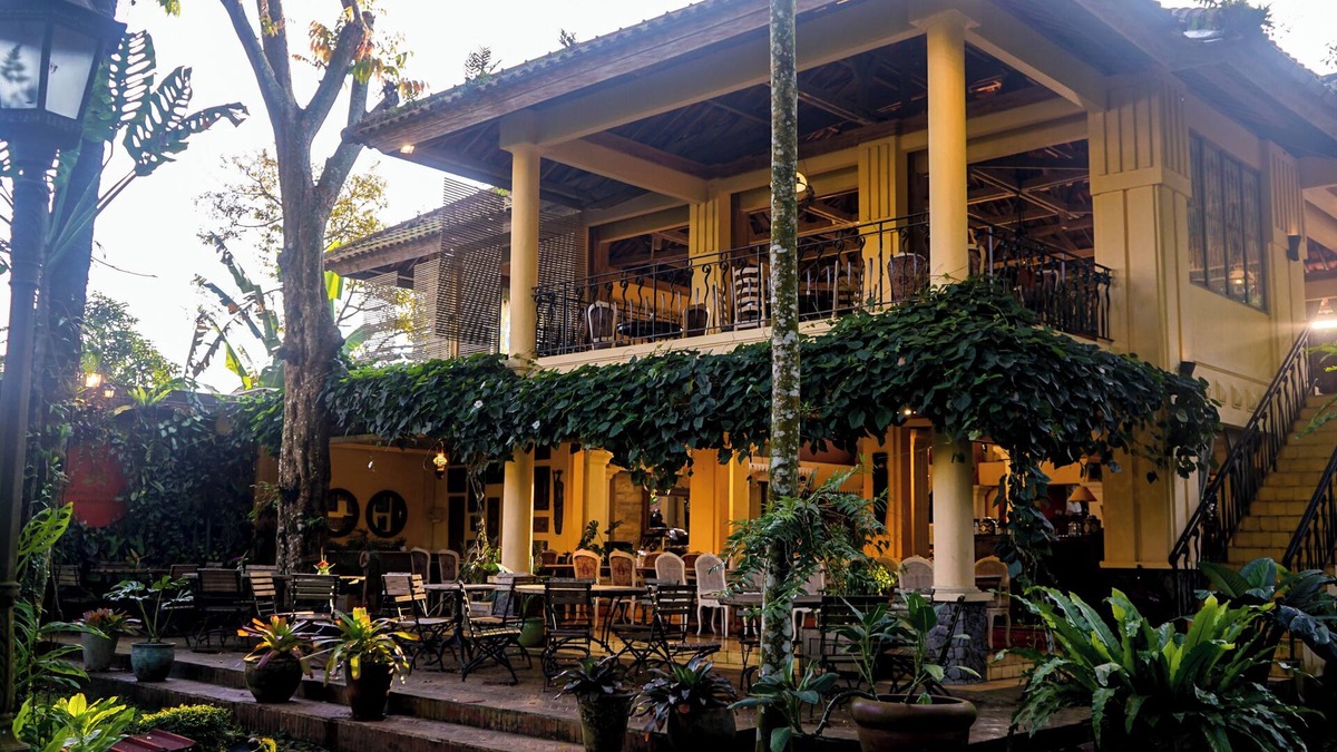 Salatiga Hotel | Kayu Arum Resort