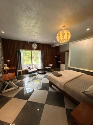 Kunchithanny House | Kayyath Munnar - Luxury 4BHK Hillside Sanctuary