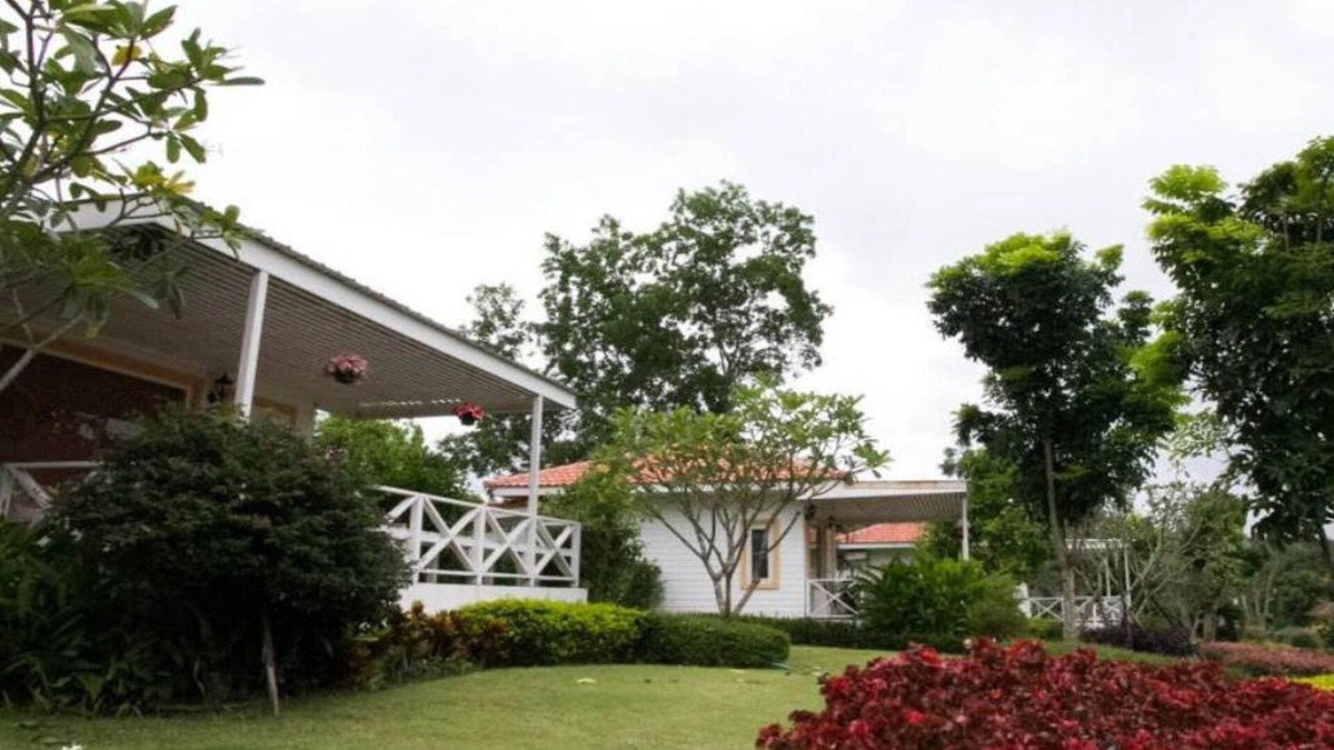 Nakhon Ratchasima Hotel | Keawanongburi Resort