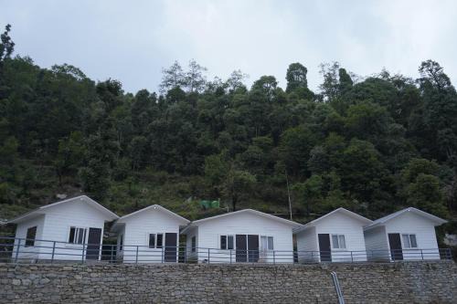 Sitapur Resort | Kedar Wonderland Heli Resort