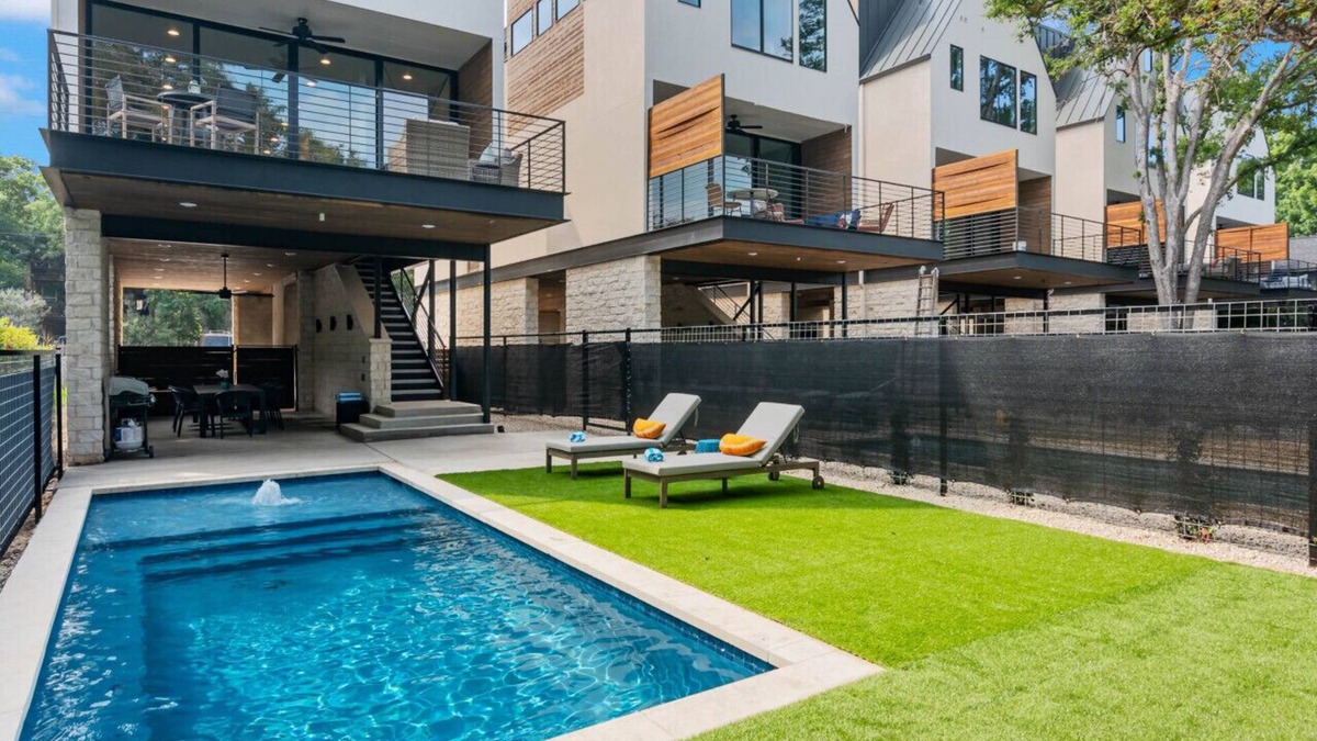 New Braunfels House | Keefer Haus at Camp Warnecke*Comal Riverfront w/Pool*Walk to Downtown NBTX