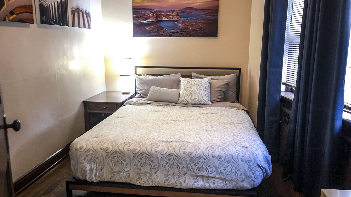 West Allis House | Kegel's Inn - 1 Bedroom - Classic Apartment #1