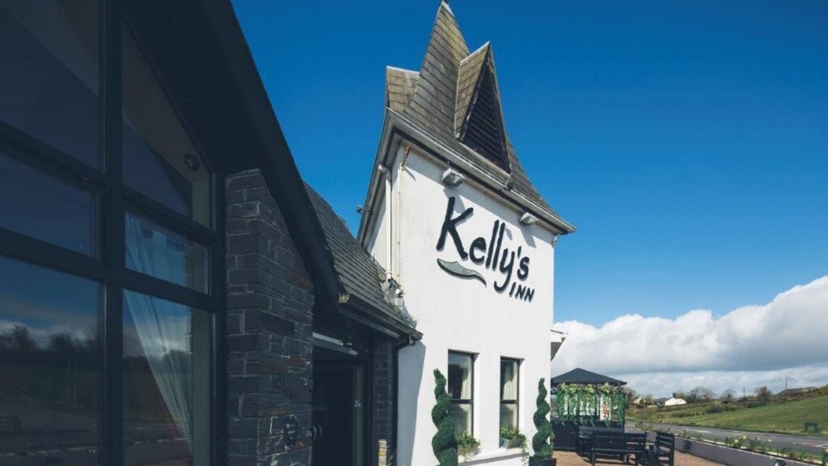 Omagh Hotel | Kellys Inn