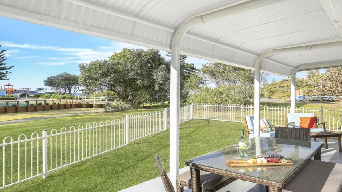 Kiama Apartment | Kendalls Two - walking distance to shops and cafes
