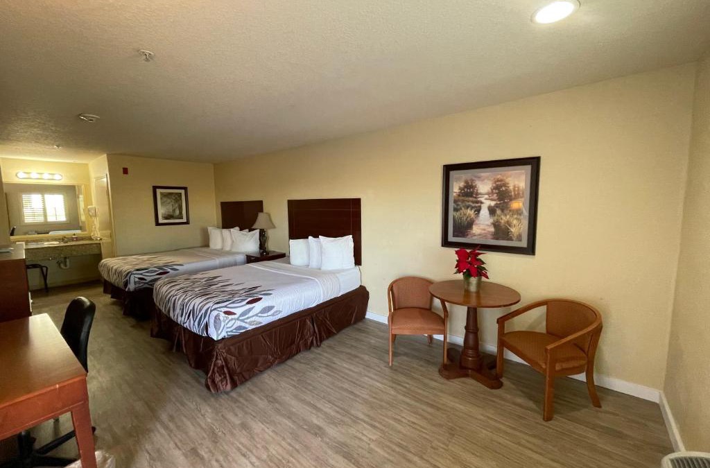 Kenedy Hotel | Kenedy Inn and Suites