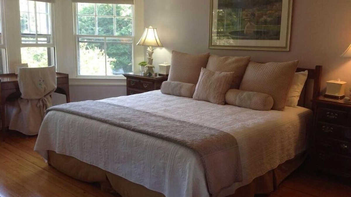 Phippsburg Bed & Breakfast | Kennebec Room - King Bed, Private Bath
