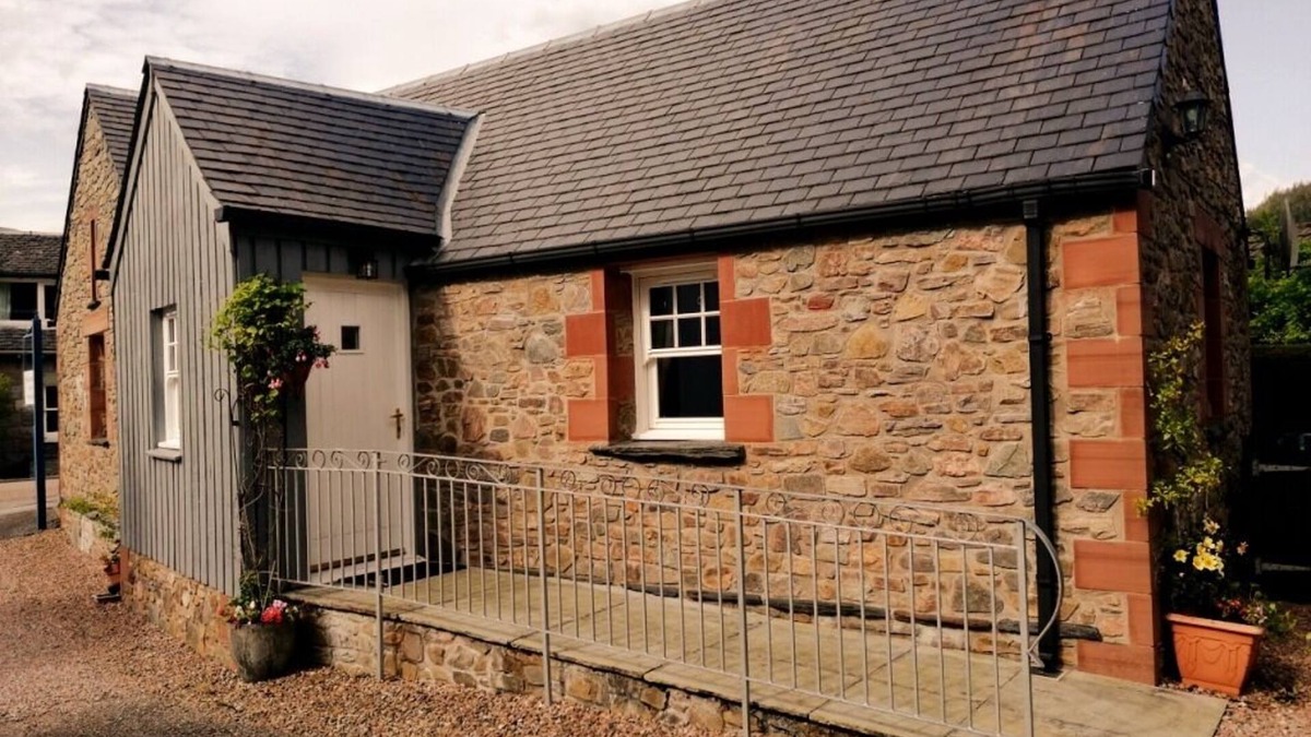 Glencoe Cottage | Kentra Cottage, Glencoe. A Romantic Highland Retreat. 5 Star guest Rated.