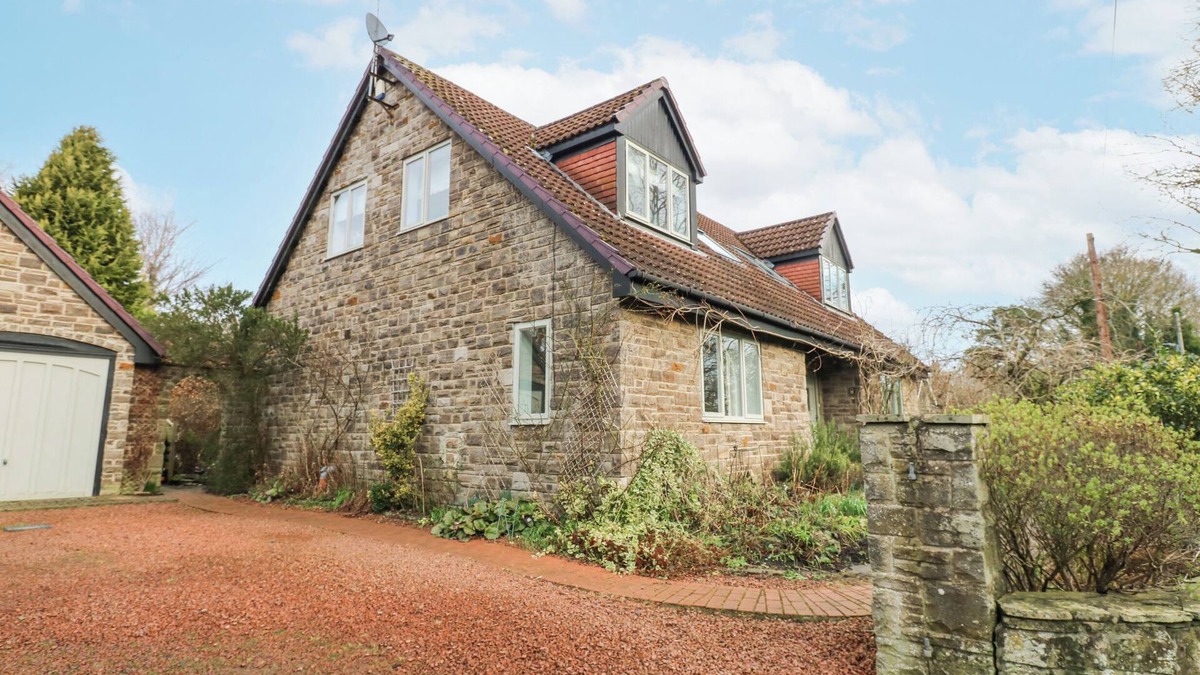 Corbridge Cottage | KERANGARTH, pet friendly, with open fire in Corbridge