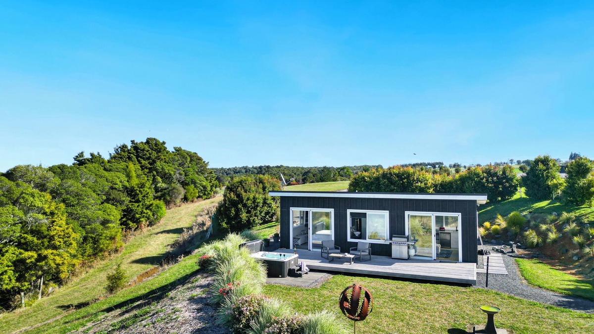 Okaihau Cabin | Kerikeri Skylark Lodge secluded guesthouse, 12 mins away from Kerikeri town