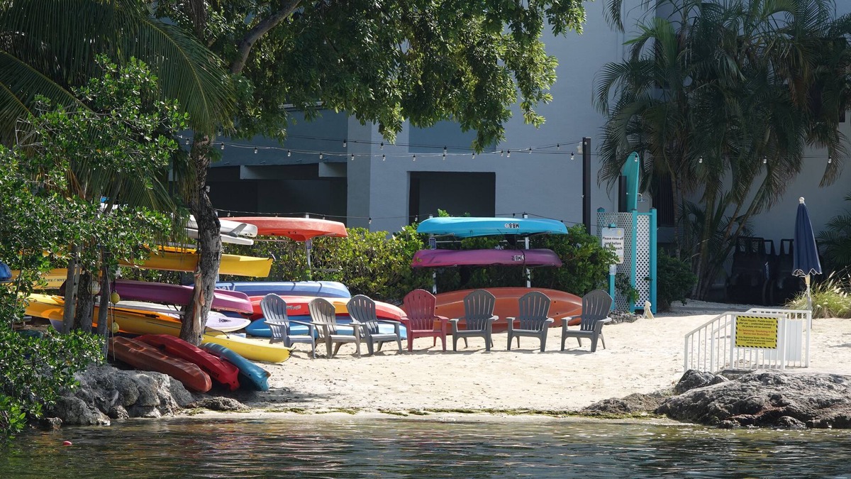 Largo Sound Village Condo | Key Largo Getaway - Remodeled Condo w/Sunset Views & Optional 25’ Boat Slip