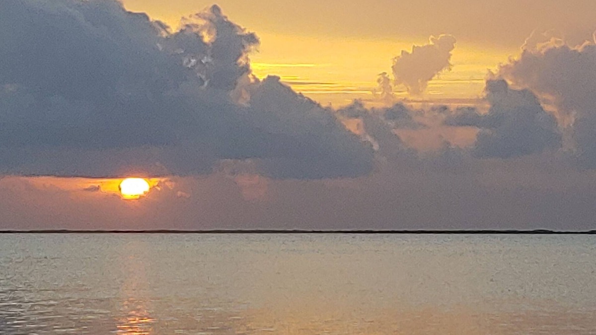 Sexton Cove Estates House | Key Largo Sunset - Bayside open water - Tropical inspired 3 bed/2 bath