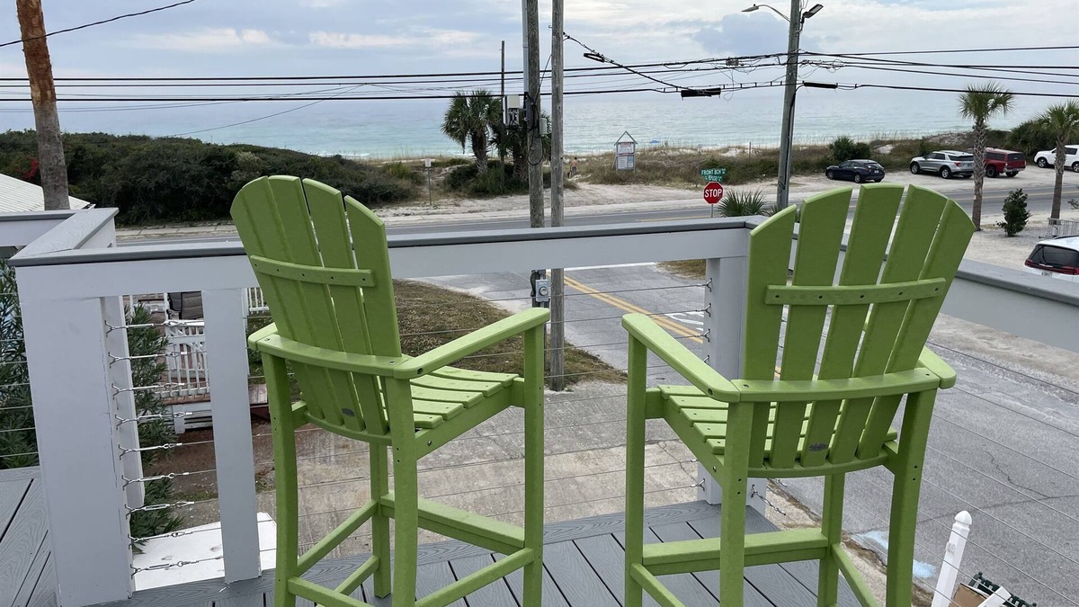 Laguna Beach Cottage | Key Lime Cottage - 1930's 2 bed 2 bath beach cottage - Steps from the Sand