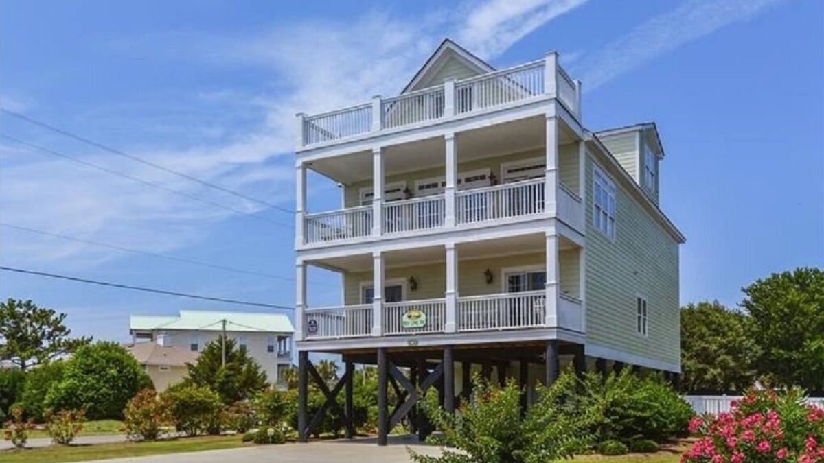 Inlet Harbour House | Key Lime Pie! 8 bed/7bath/3rd Row/Short Walk to Beach!