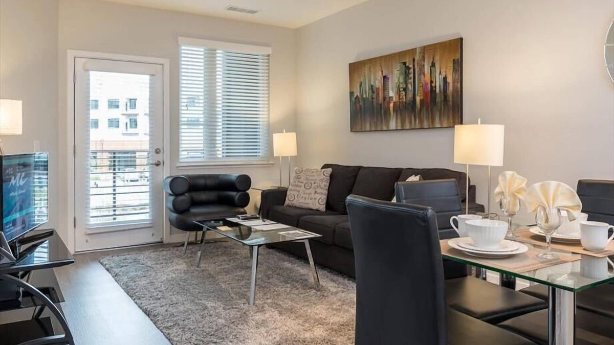 Menlo Park Apartment | Keyless Entry & Free Parking | Menlo Park | nr Transits