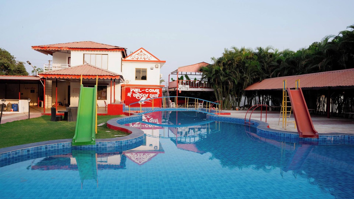 Una Hotel | khodal Resort