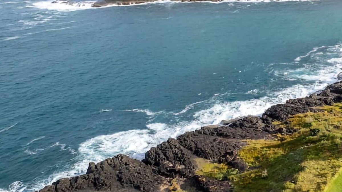 Kiama Heights House | Kiama Cliff Retreat - panoramic ocean views