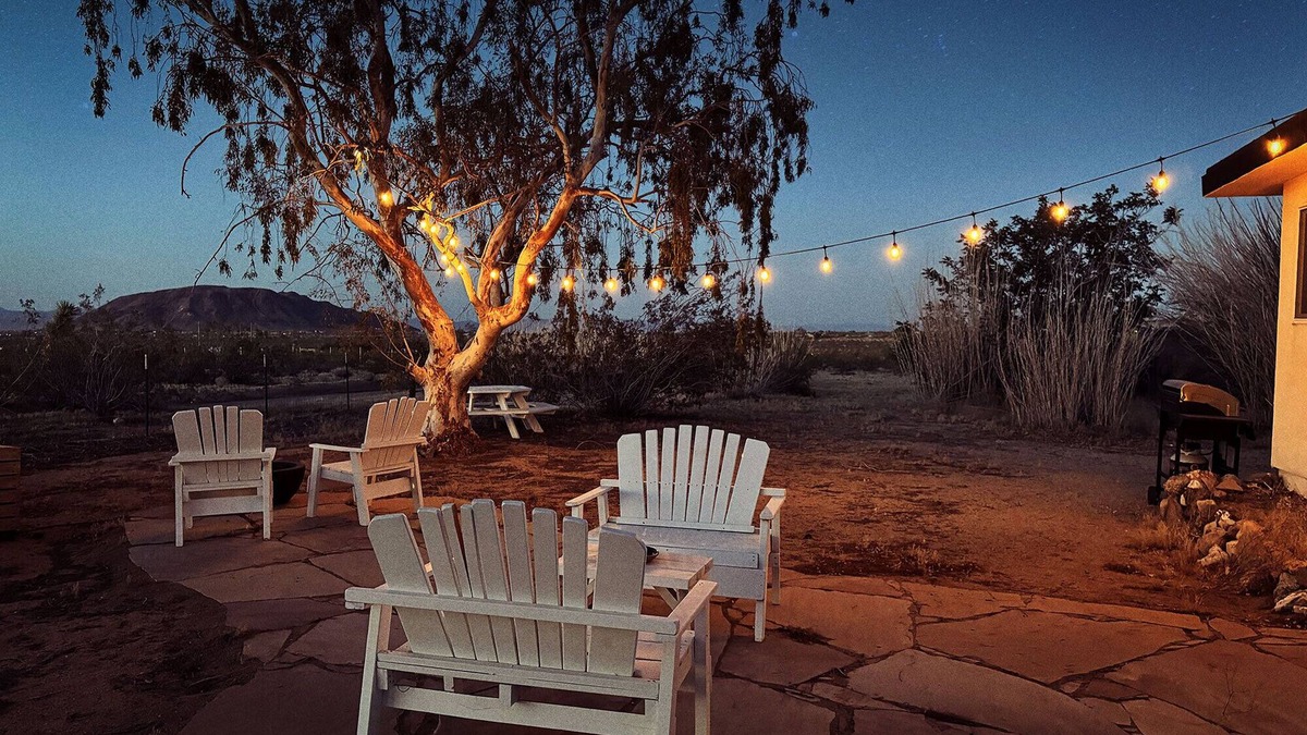 Landers House | Kick back at The Easy Does It Ranch - fast internet