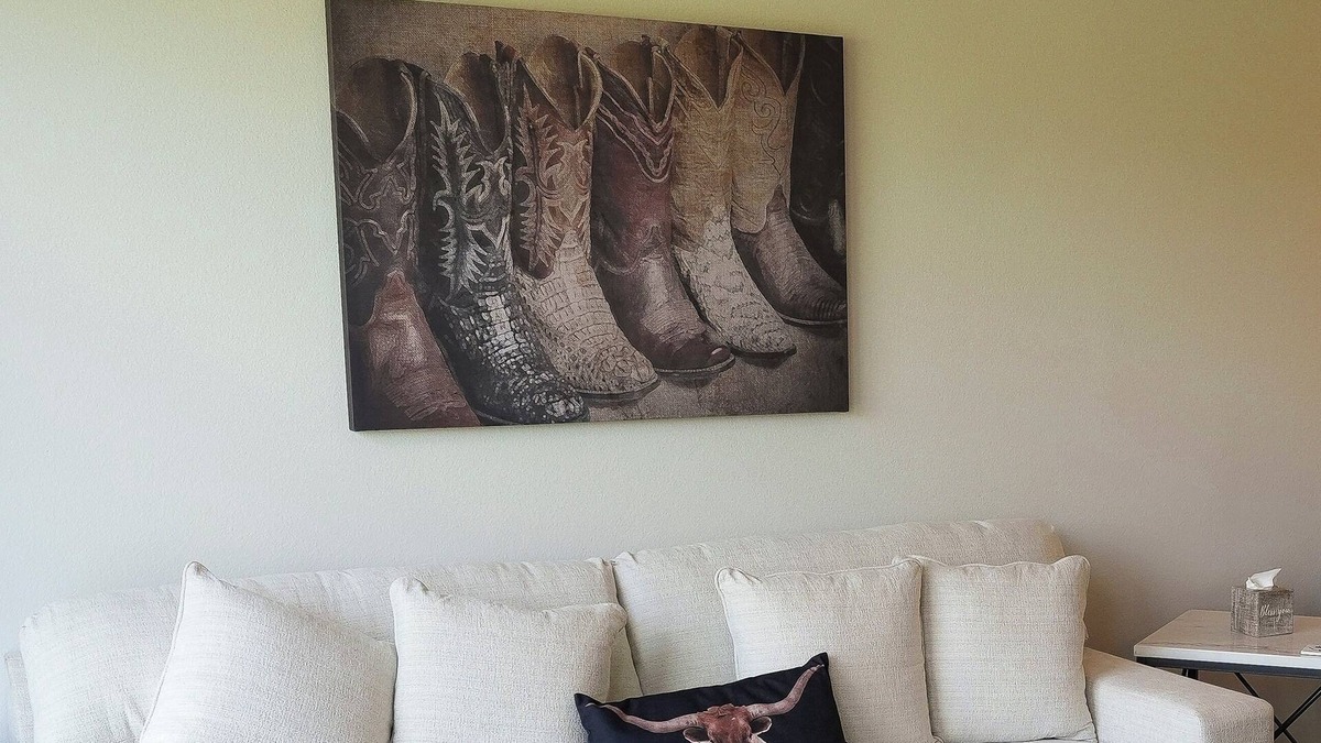 Stephenville House | Kick off your boots and explore Stephenville, the “Cowboy Capital.”