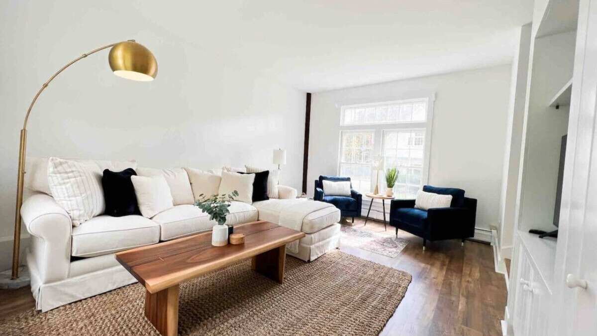 Bridgewater House | Killington/Woodstock Getaway