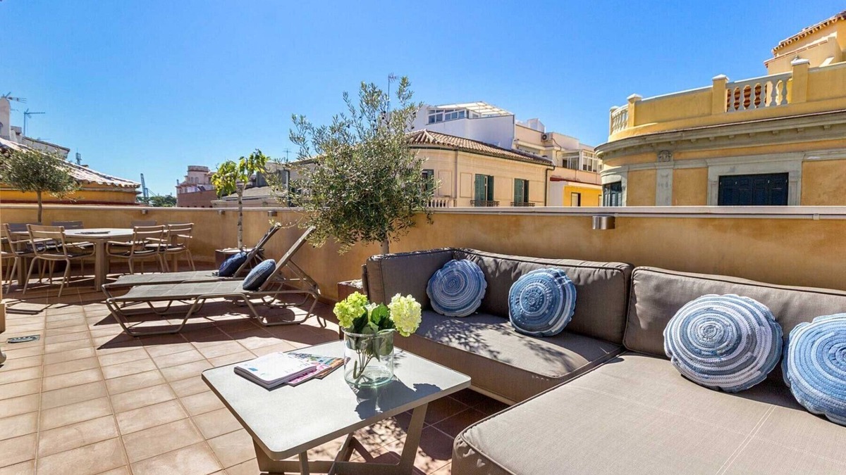 Centro Apartment | Kim - Holiday Penthouse Malaga City