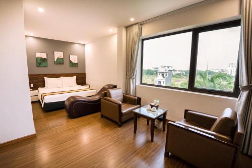 Vinh Yen Hotel | Kim Thanh Hotel, Vinh Phuc - Near Heron Lake Golf, Dam Vac