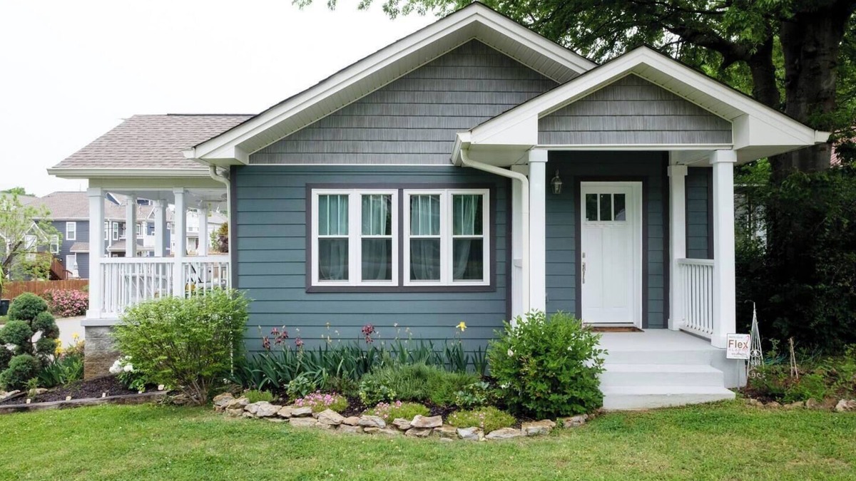 The Nations Cottage | Kimi's Cottage: Class & Character- 2 bedroom cottage in Nashville, TN
