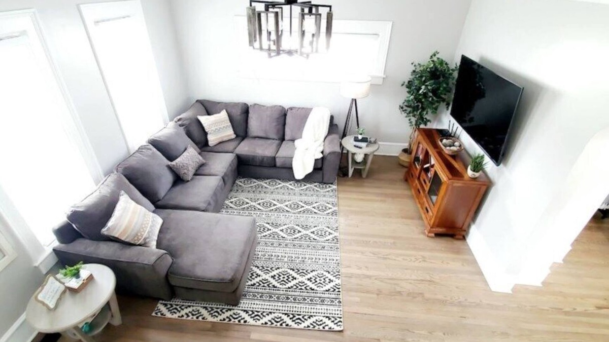 Alpena House | King Bed|Firepit|Central AC