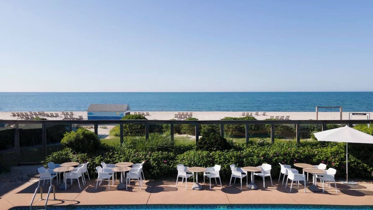 Bass River House | King & Queen, Riviera Beach Resort, Beach Chairs, Beautiful Views from Resort